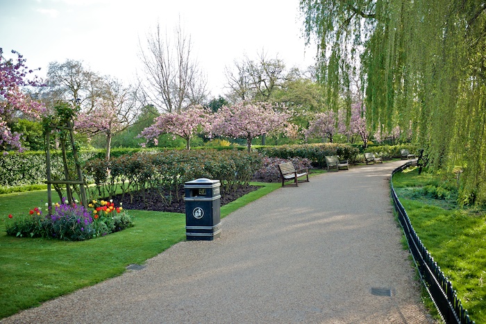 The path through Queen Mary's Gardens