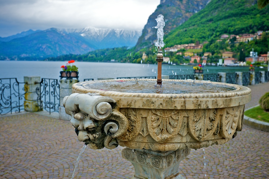 Fountain along Menaggio's promenade