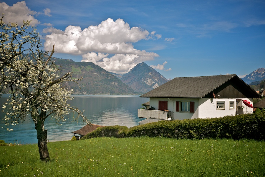 Cottage on Lake Thun