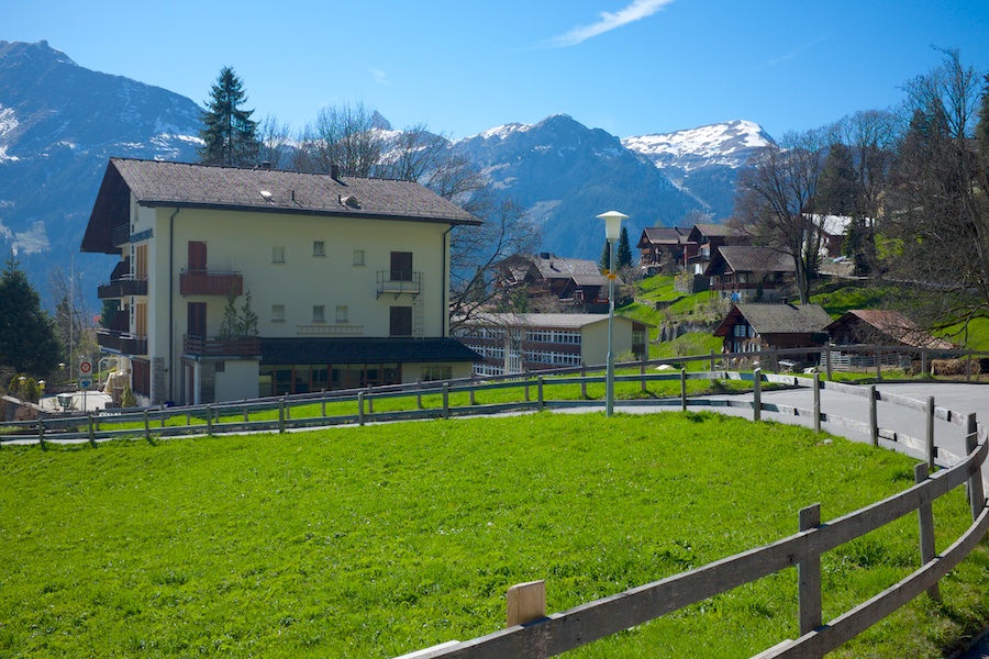 The north side of Wengen